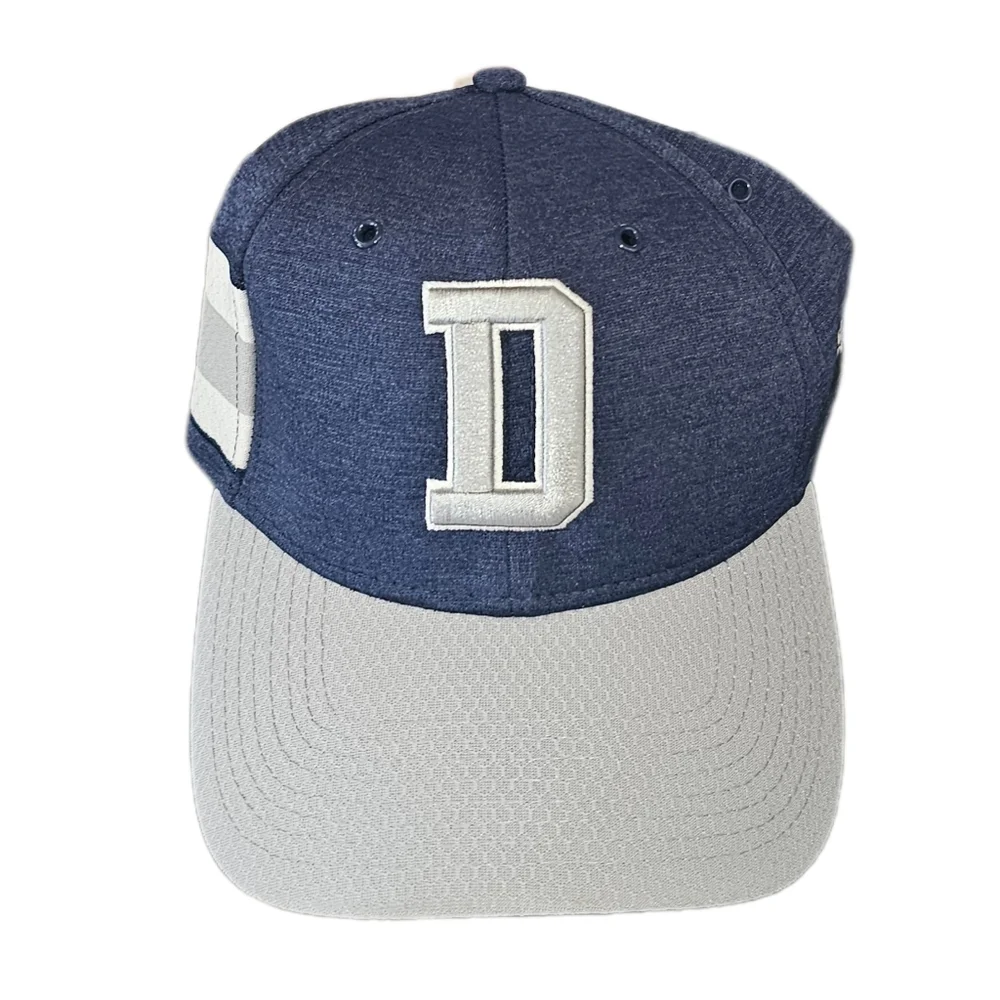 New Era Dallas Cowboys D Logo Sideline Navy/Gray SidePatch 39Thirty Hat size s/m